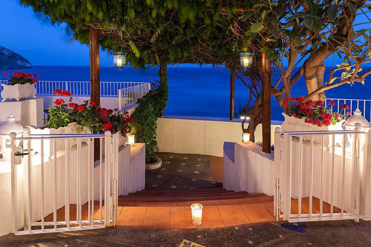 La Villa Resort&Spa Sant'Angelo  Esterno foto